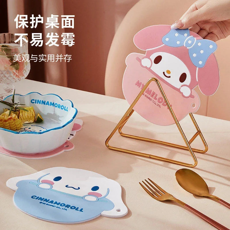 Hello Kitty Silicone Placemat – Non-Slip Heat-Resistant Mat Silicone Placemat Qme