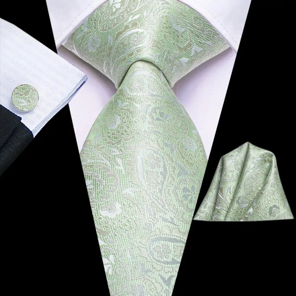Hi-Tie Men's Silk Necktie Handkerchief & Cufflinks Set