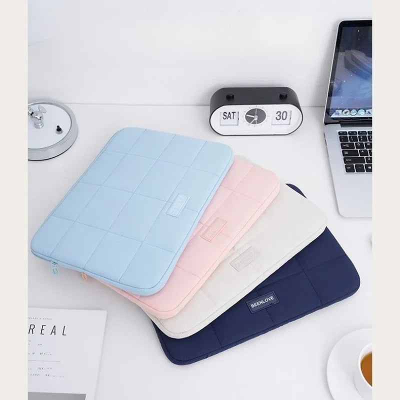 Fluffy Laptop Sleeve 13.3" – MacBook Air, iPad & Tablet Case Laptop Sleeve Case Qme