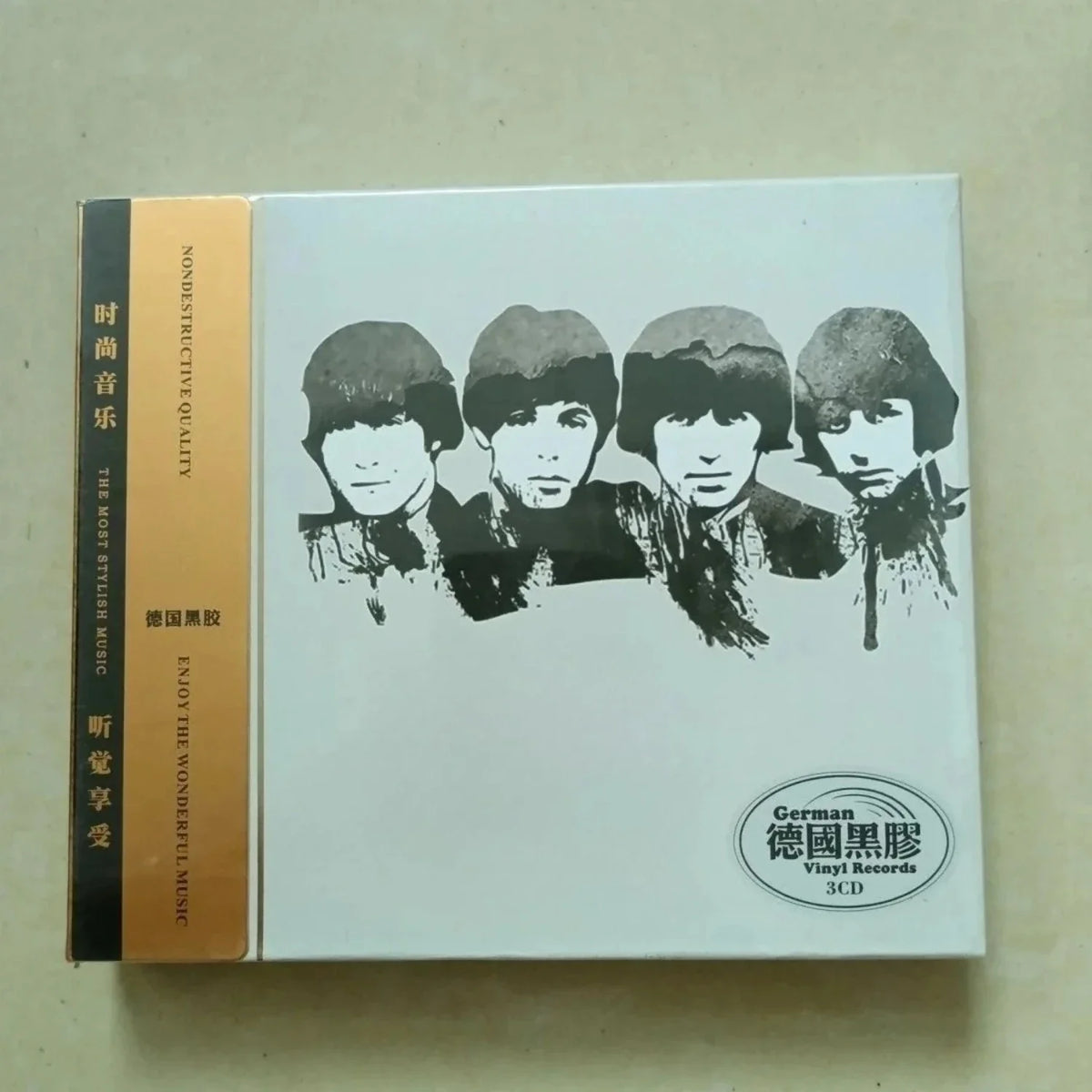 Vintage British Rock Music CD Album – Retro Band Portrait Art Music CD Album Qme Million Dollar