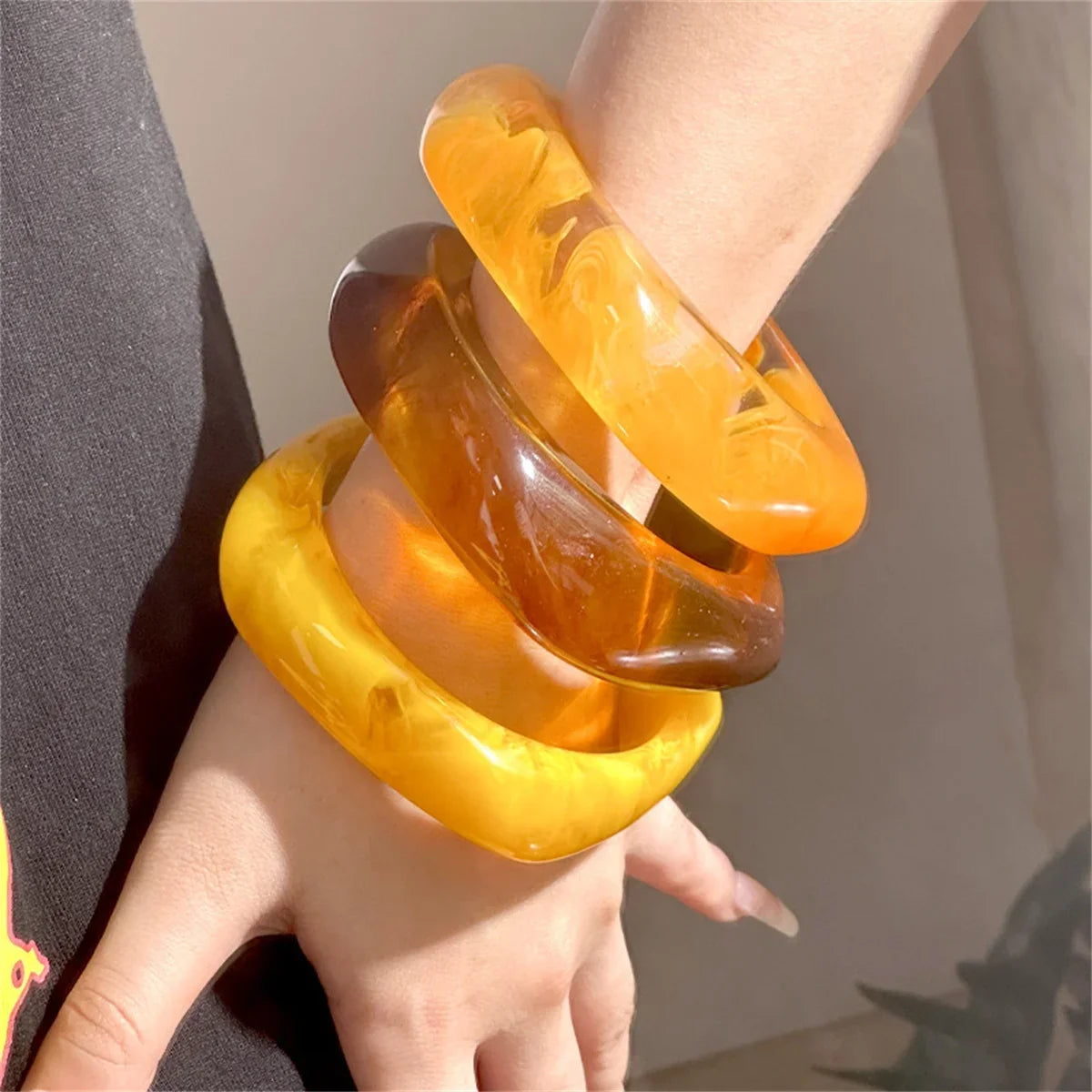 Vintage Wide Geometric Resin Bangle | Khaki & Brown Cuff Resin Cuff Bangle Qme