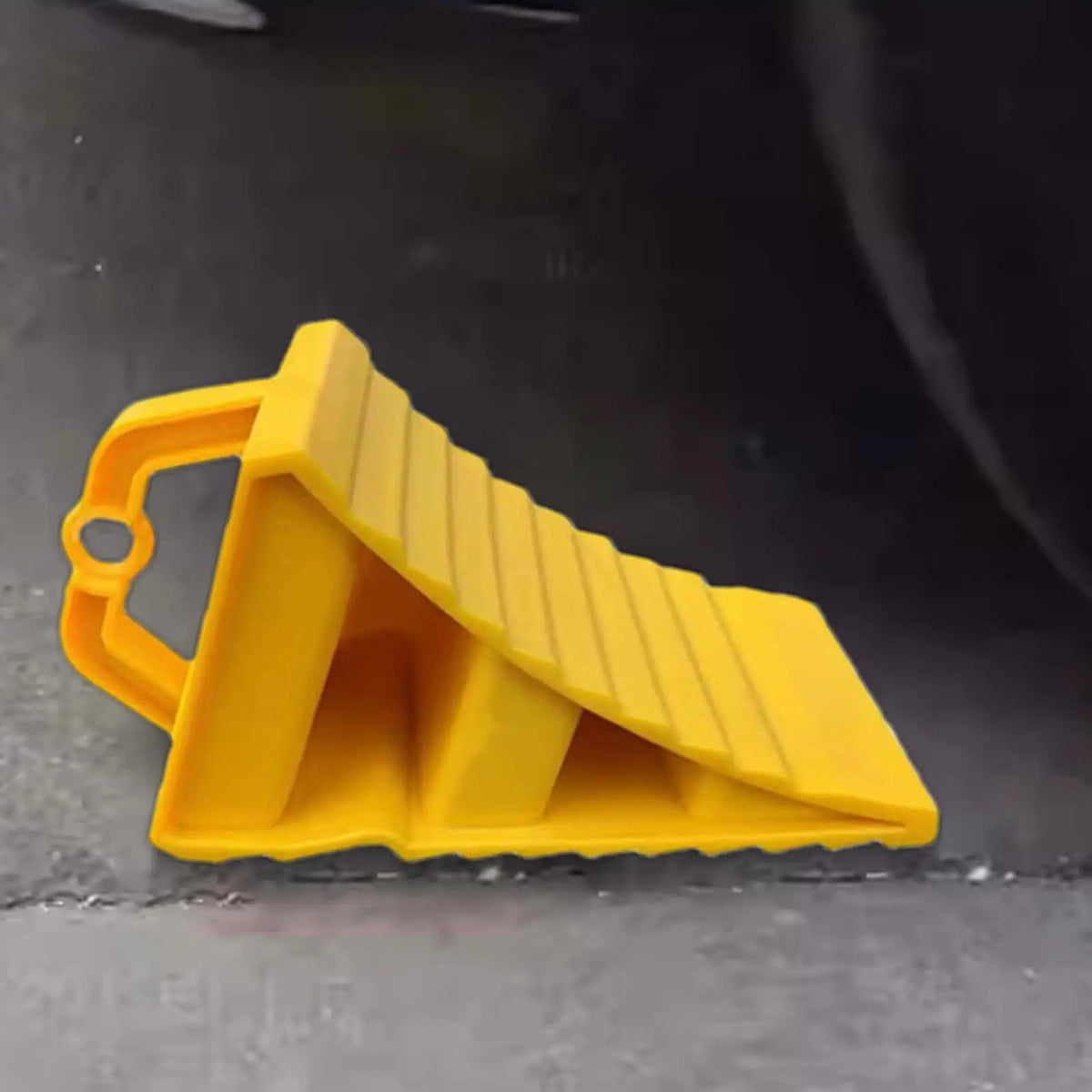 Anti-Slip Wheel Chock for Trucks, Cars, RVs | Heavy-Duty ABS Wheel Chock Qme