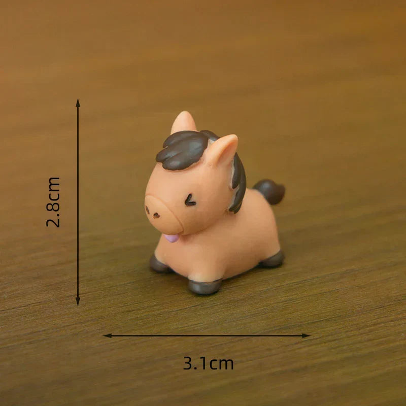 Miniature Lifelike Pony Figurine – DIY Landscape Décor Miniature Figurine Qme