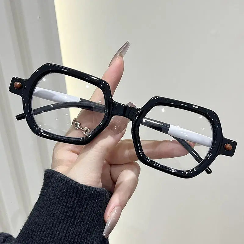 Retro Black Frame Clear Lens Fashion Eyeglasses – Unisex Fashion Eyeglasses Qst F 400