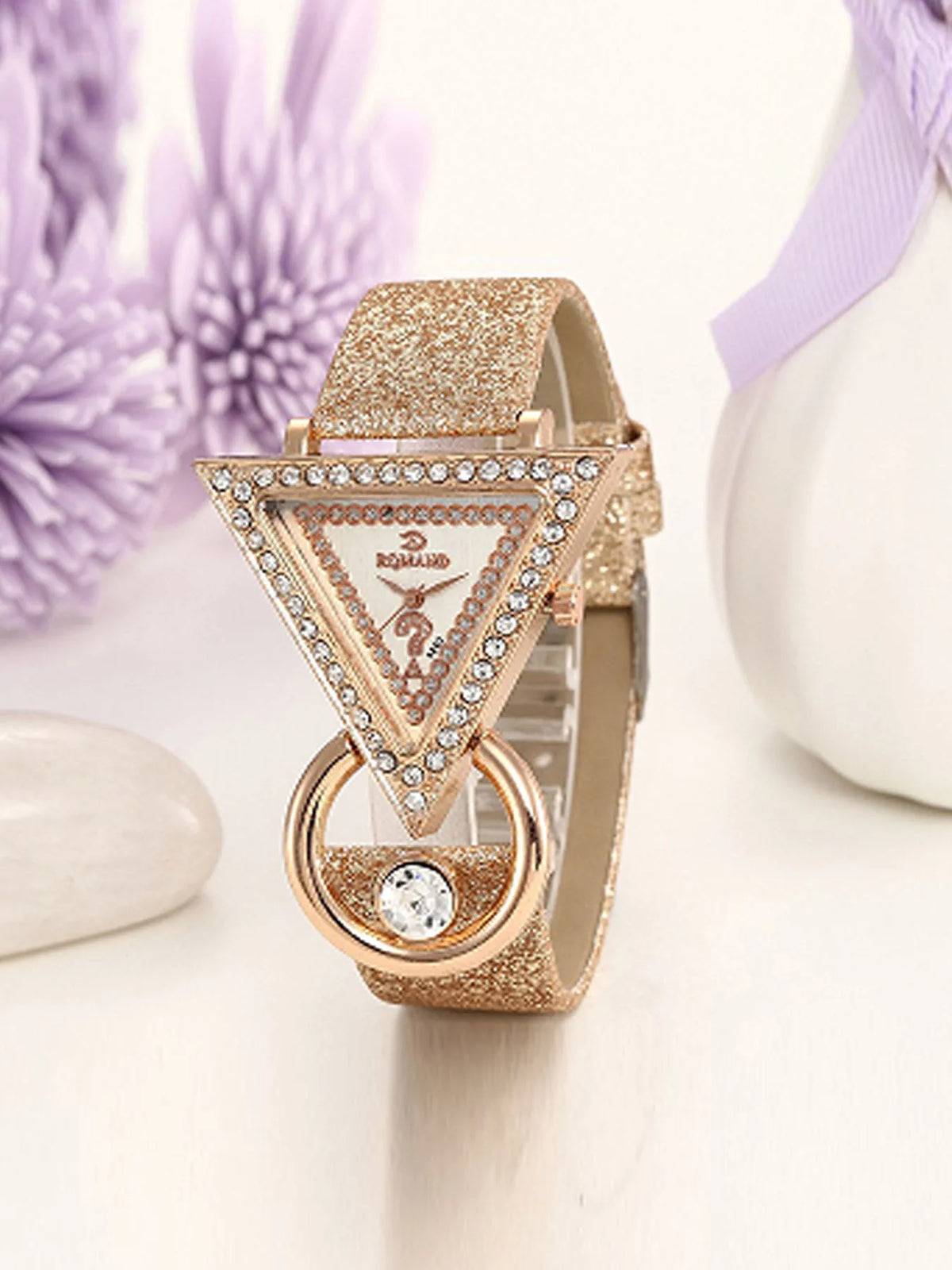 Women's Crystal Triangle Leather Bracelet Quartz Watch Bracelet Watch Qme