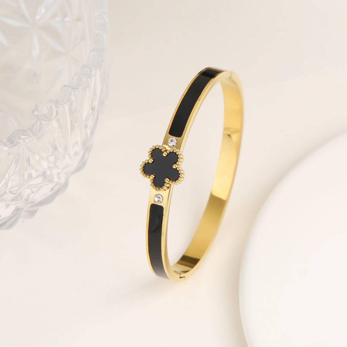Gold Stainless Steel Five-Leaf Flower Bangle for Women Flower Bangle Bracelet Qme 12