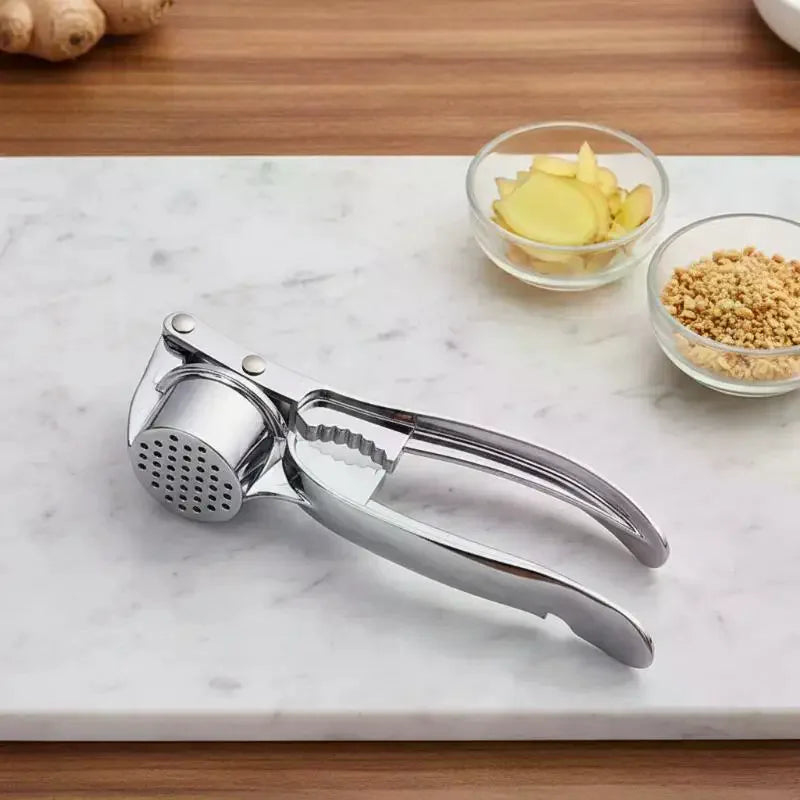 Rust-Proof Garlic Press & Mincer | Ergonomic Alloy Squeezer Garlic Press Qme