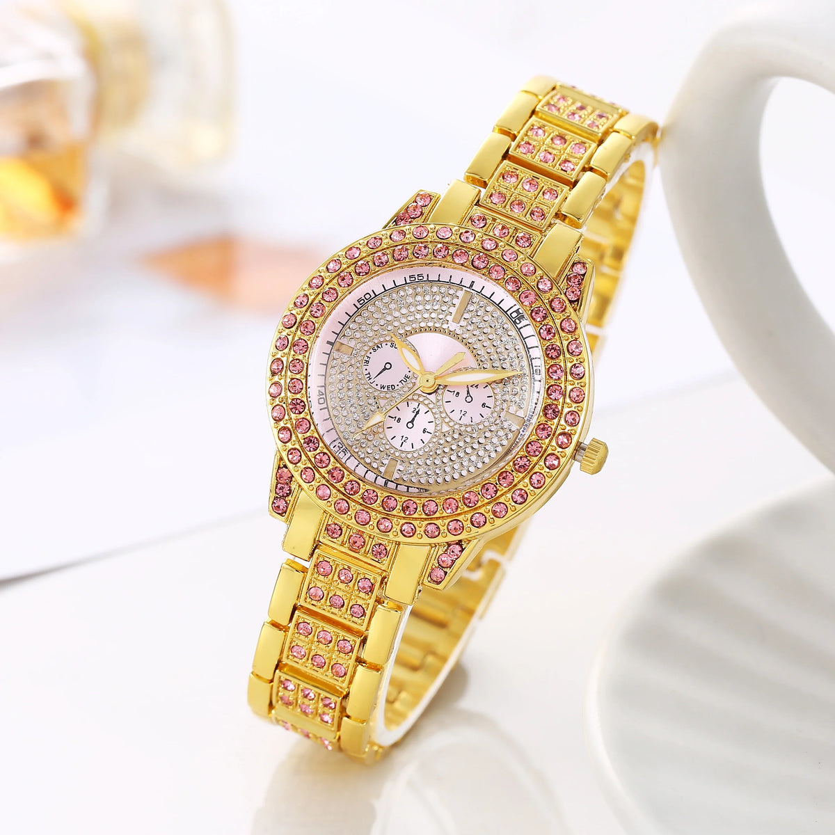 Glam Pink Crystal Rhinestone Gold Ladies Quartz Watch Ladies Fashion Watch Qme