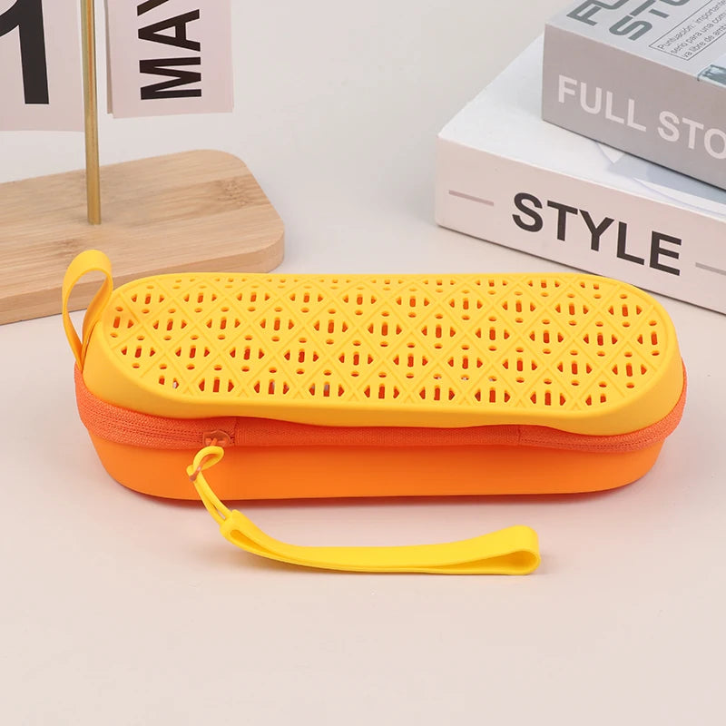 Silicone Eyeglass Case – Soft Shell Goggle & Glasses Protector Eyeglass Case Qst A1