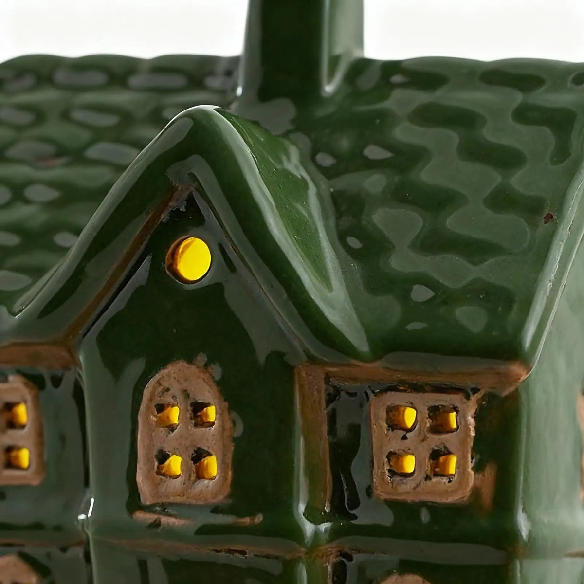 Christmas Ceramic Light-Up House Table Centerpiece | Holiday Decor Christmas Centerpiece Qme