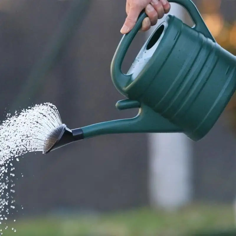Lightweight Plastic Garden Watering Can – Indoor & Outdoor Garden Watering Can Qme