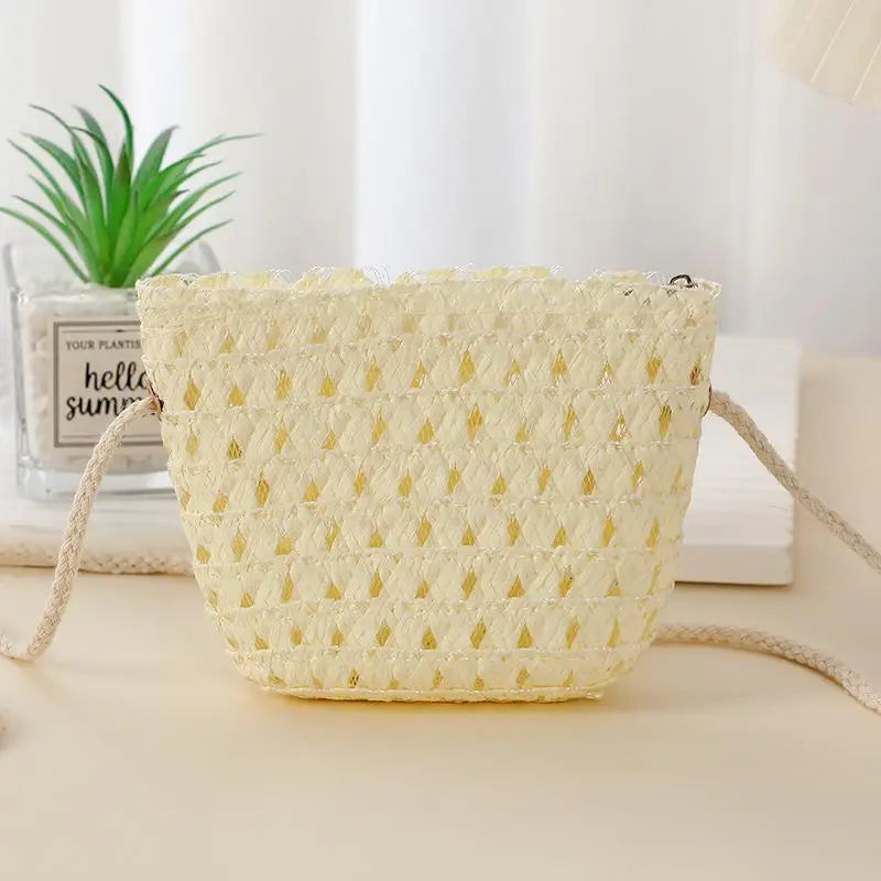 Mini Handwoven Rattan Crossbody Bag – Kids' Summer Straw Bag Kids Crossbody Bag Qme Beige