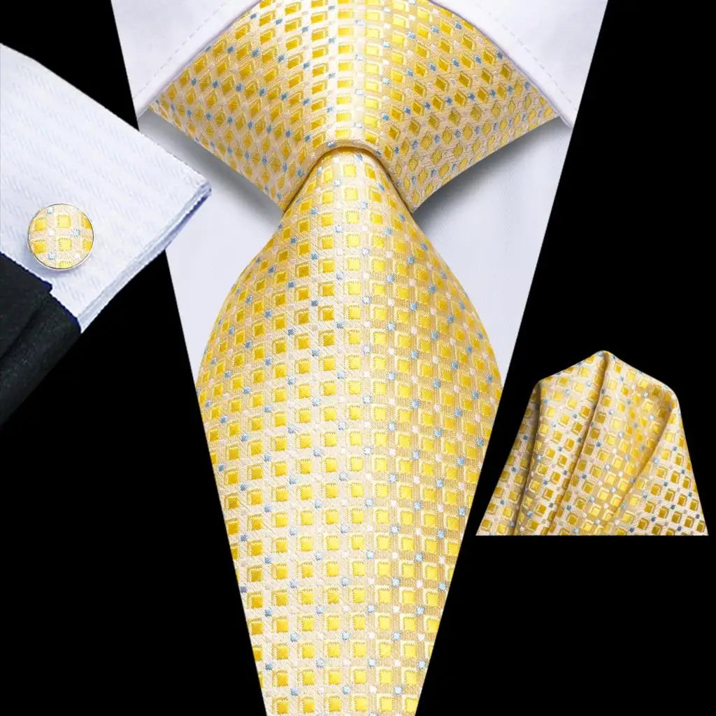 Hi-Tie Men's Silk Necktie Handkerchief & Cufflinks Set
