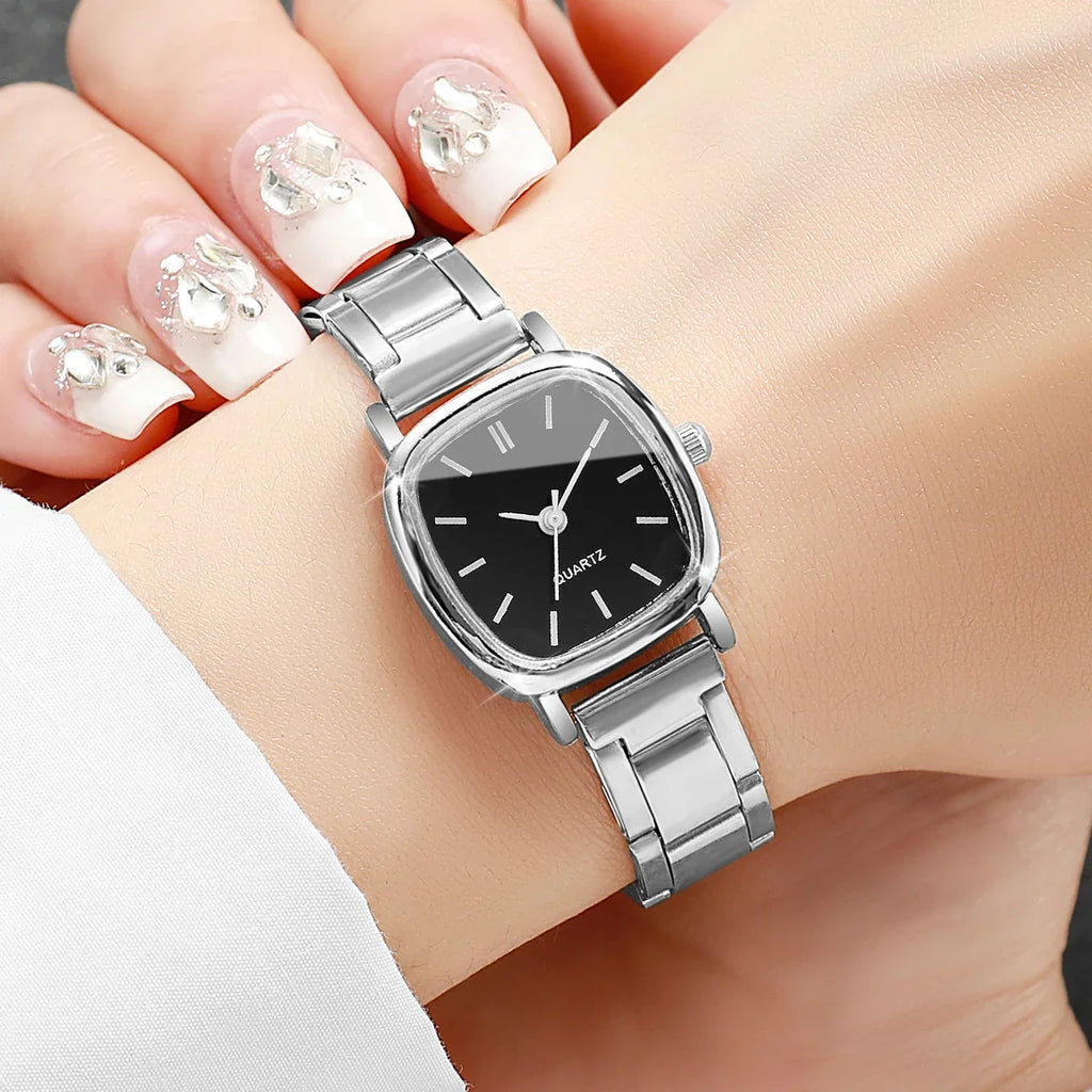 Women's Square Dial Fashion Watch – Korean Retro Quartz Fashion Quartz Watch Qme