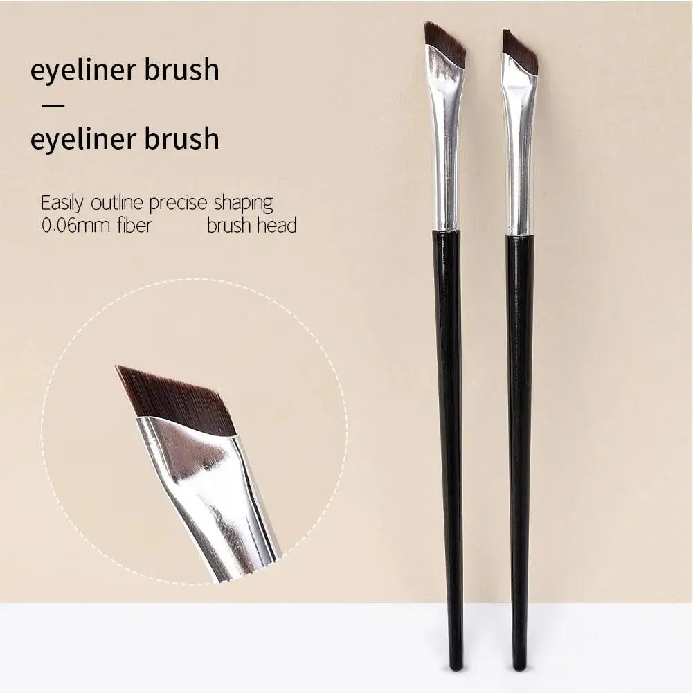 Ultra Thin Blade Eyeliner & Eyebrow Brush – Fine Angle Flat Eyeliner Brush Qme