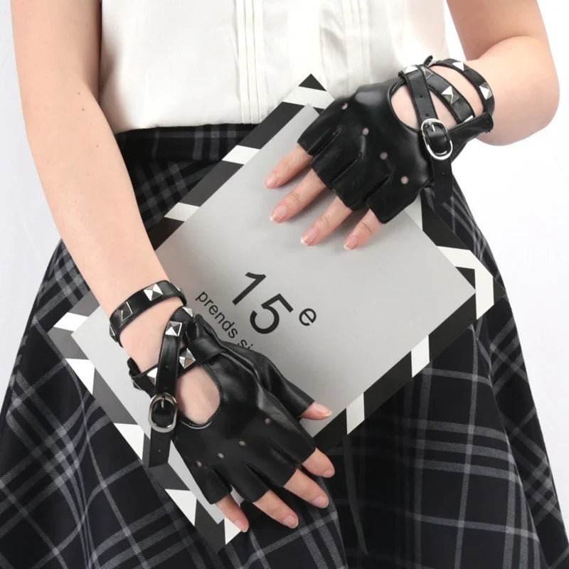 Women's Black Fingerless Gloves | Rivet Buckle Punk Style Fingerless Fashion Gloves Qme