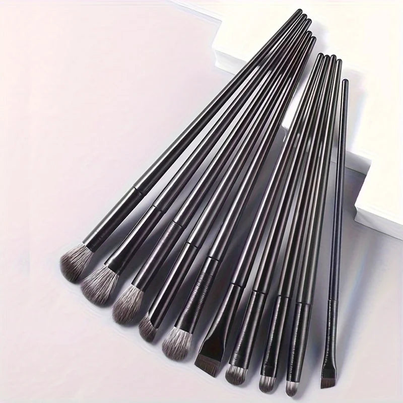 Oval Eye Makeup Brush – Nylon Bristles, All Skin Types Eye Makeup Brush Qme