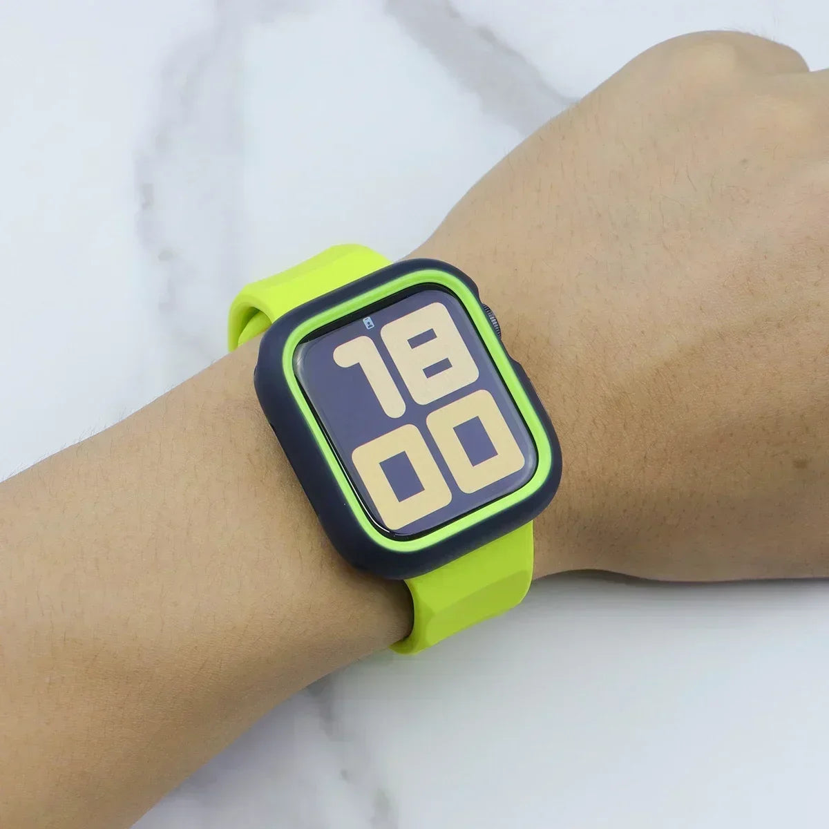 Silicone Sport Strap & Case for Apple Watch Ultra 2/9/8/7/SE/5 Watch Strap & Case Qme