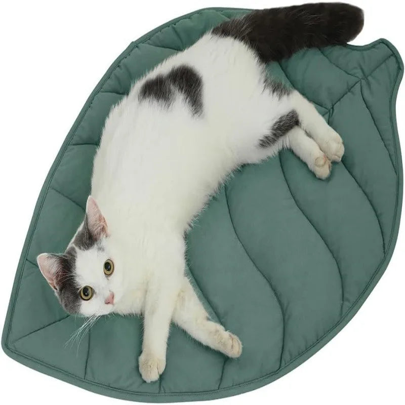 Leaf Shaped Cotton Pet Mat – Soft Warm Cat & Dog Bed Pad Pet Bed Mat Qst green 70 50cm