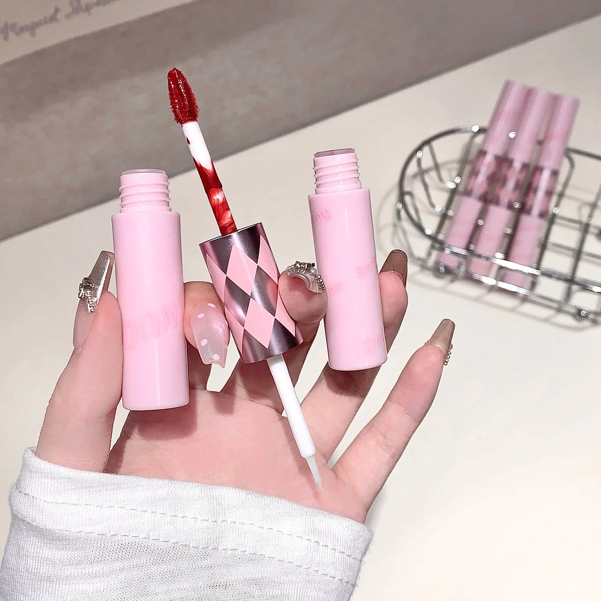 SHAQINUO Double-End Lip Gloss – Mirror Glaze & Matte Velvet Double-End Lip Gloss Qme