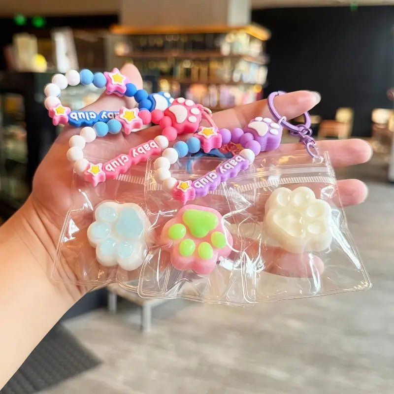 Cat Claw Squeeze Toy Mini Keychain – Transparent PVC, 15 Colors Novelty Keychain Toy Qme