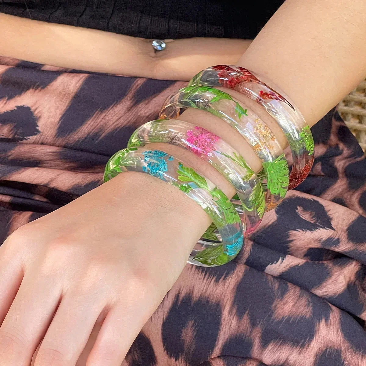 Floral Transparent Round Bangle Bracelet | Acrylic Daisy Bangle Bracelet Qme
