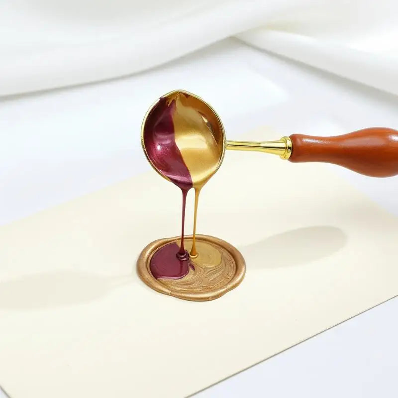 Wax Seal Melting Spoon with Wooden Handle & Dual Pour Spout Wax Seal Spoon Qme
