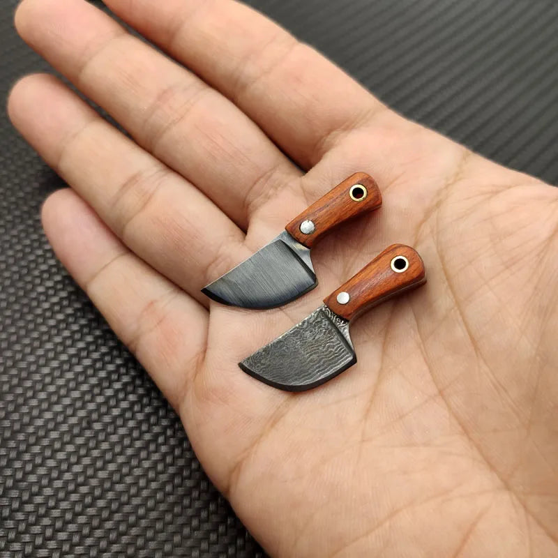 Swayboo Mini Damascus Keychain Knife – Fixed Blade Pendant Fixed Blade Knife Qst