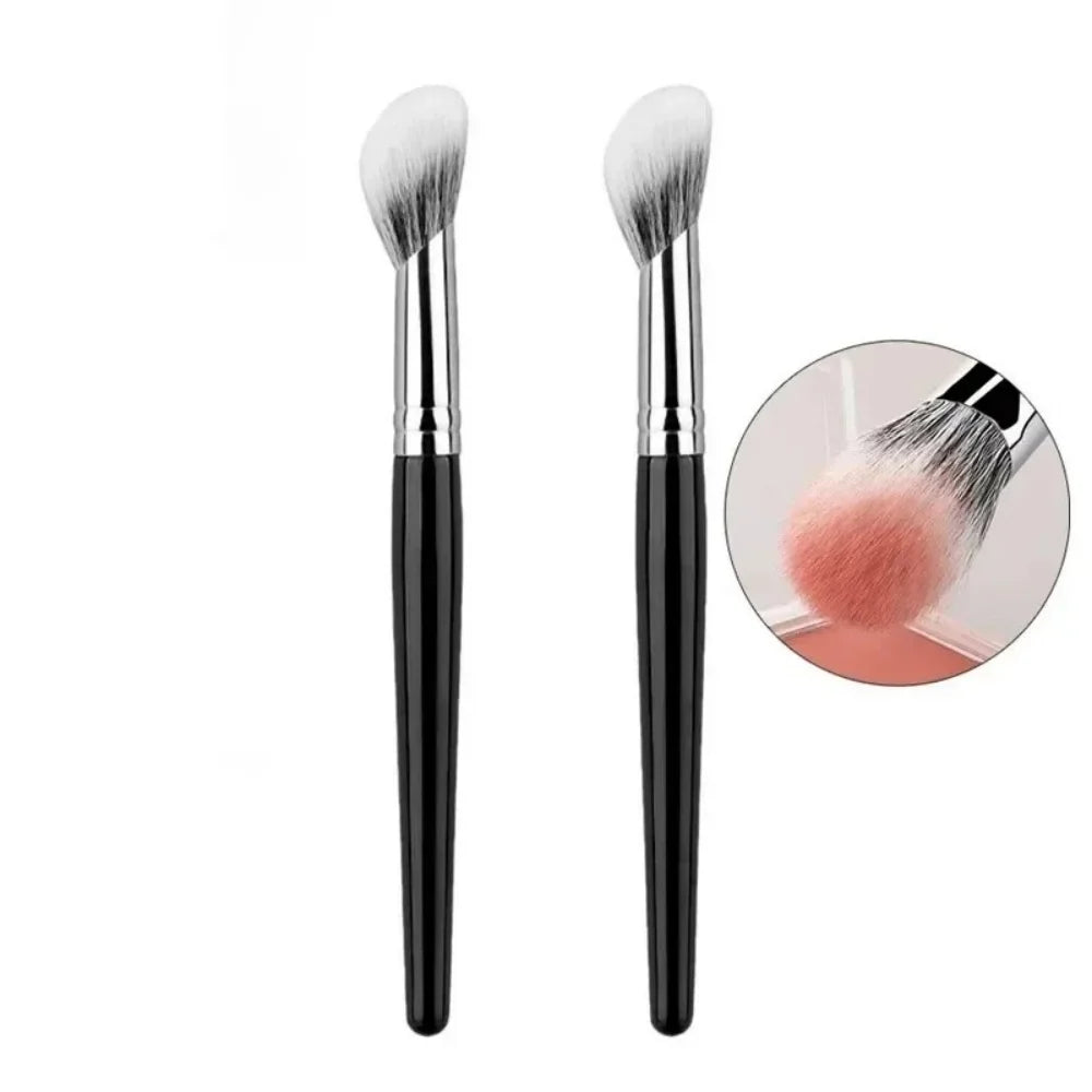 Peach Heart Blusher & Tapered Highlighter Makeup Brush Makeup Brush Qme 2pcs B