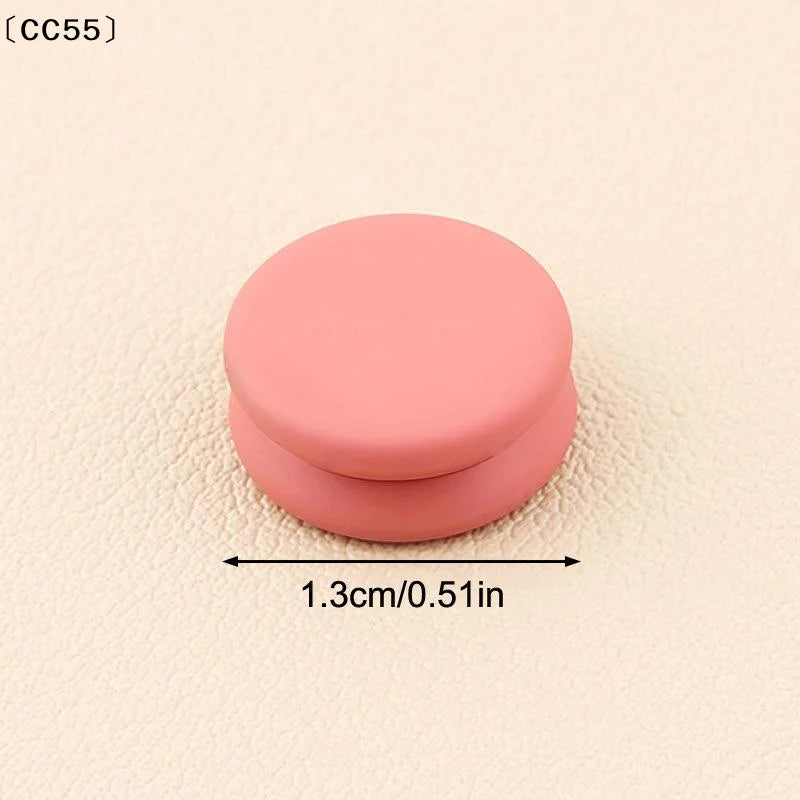 Seamless Clothes Clips – Adjustable No-Sew Buttons 2/4/8 Pack Clothing Clips Qst