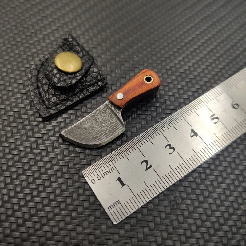 Swayboo Mini Damascus Keychain Knife – Fixed Blade Pendant