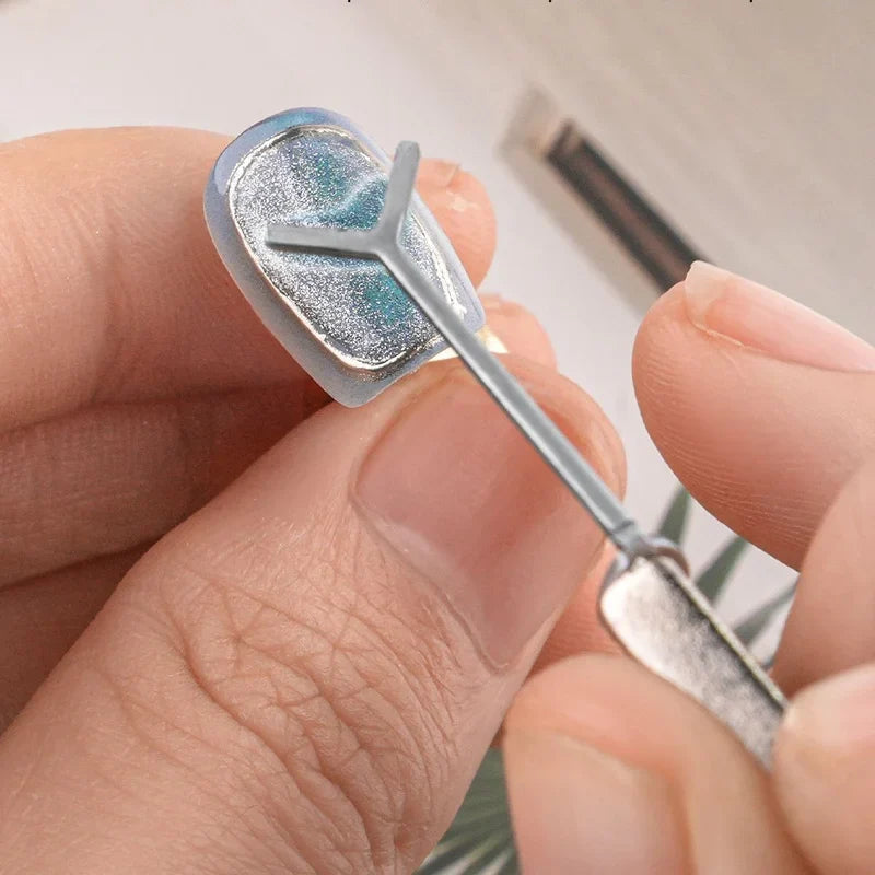 Heart-Shaped Cat Eye Nail Art Magnet Tool – Qme Nail Art Magnet Qme