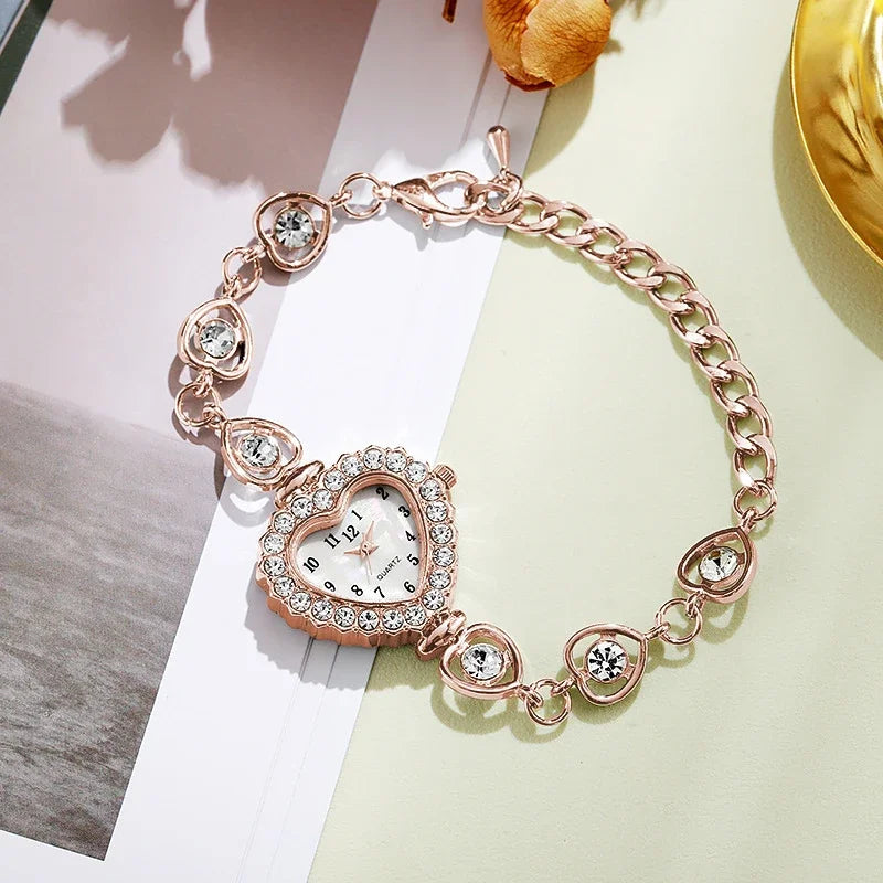 Women's Heart-Shaped Dial Fashion Watch | Faux Diamond Quartz Women's Fashion Watch Qme