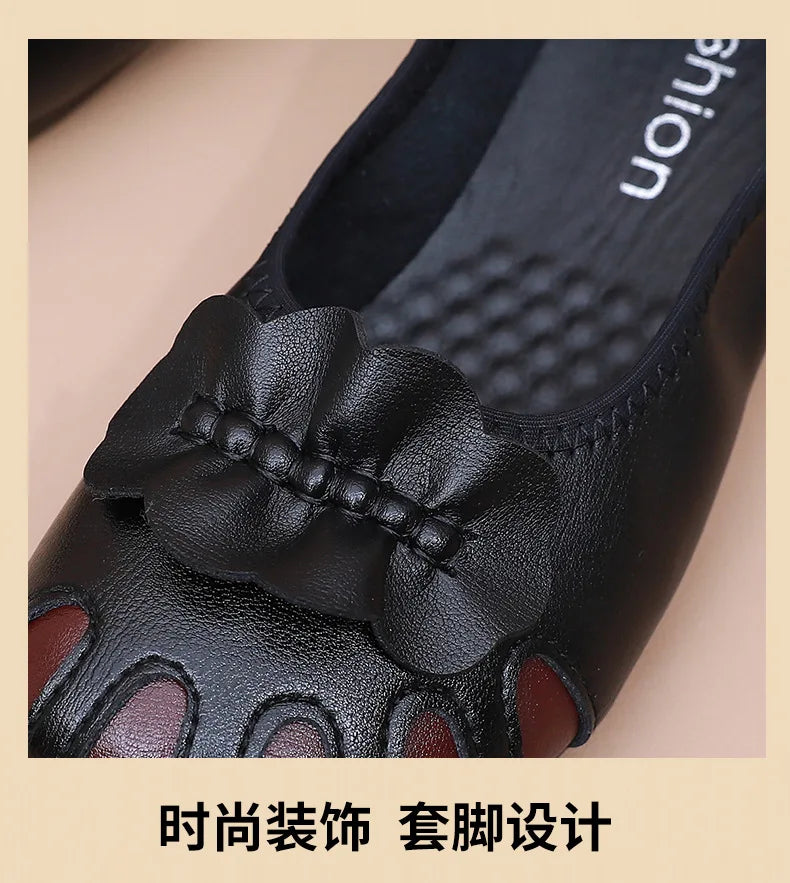 Women's Soft Leather Slip-On Flat Loafers with Floral Detail Flat Loafers Qst