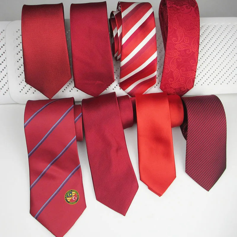 Elegant Red White Stripe Necktie – Polyester, 15 Colors Formal Necktie Qme