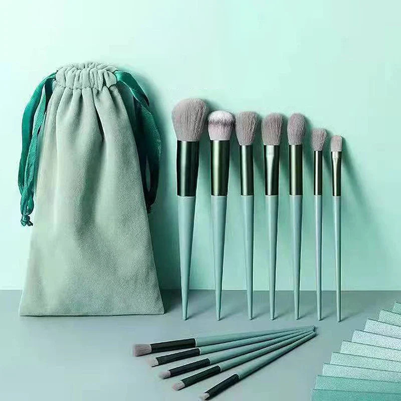 8-Piece Pro Makeup Brush Set – Kabuki, Eyeshadow & Foundation Makeup Brush Set Qme