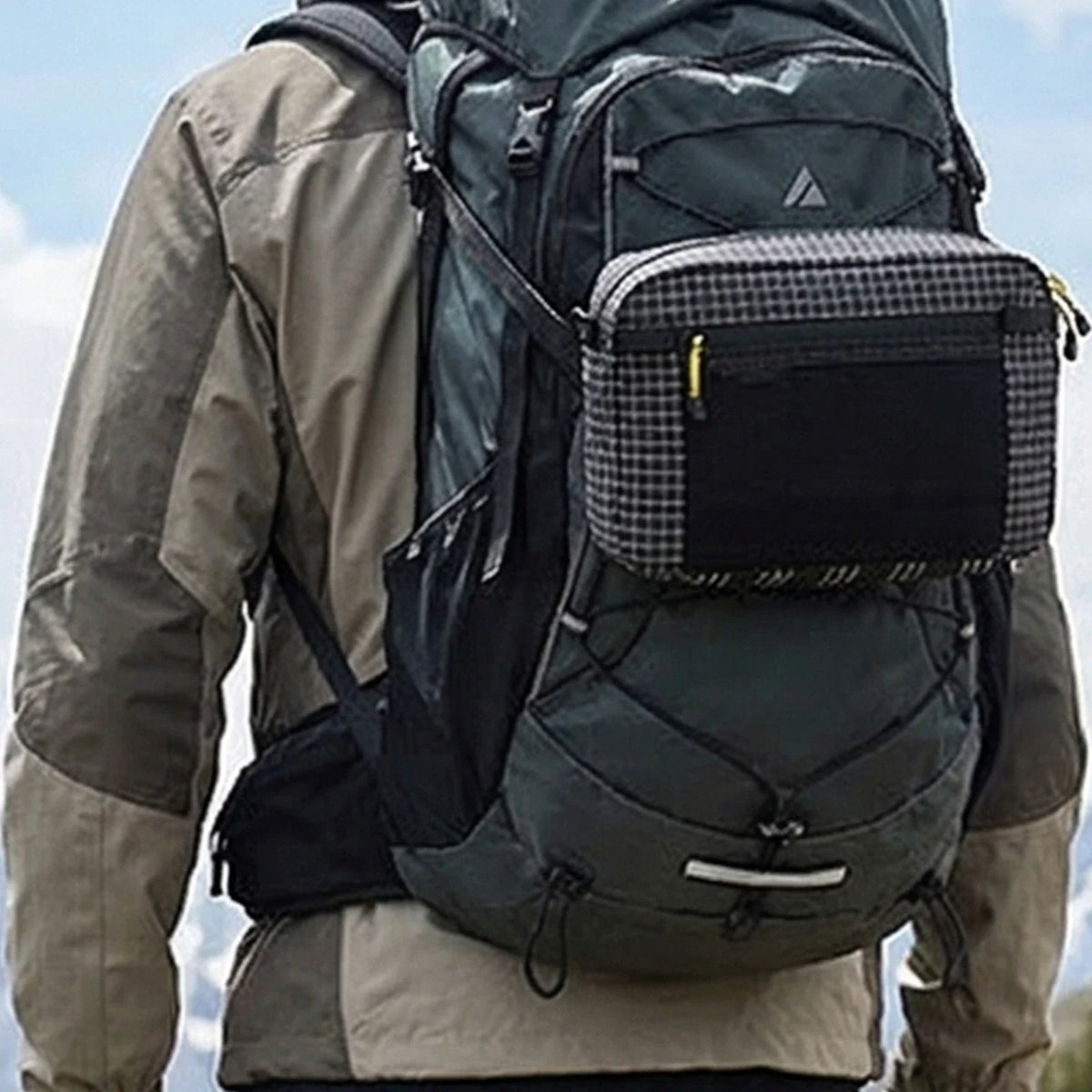 Waterproof Hiking Chest Bag – Lightweight Nylon Side Pocket Hiking Chest Bag Qme