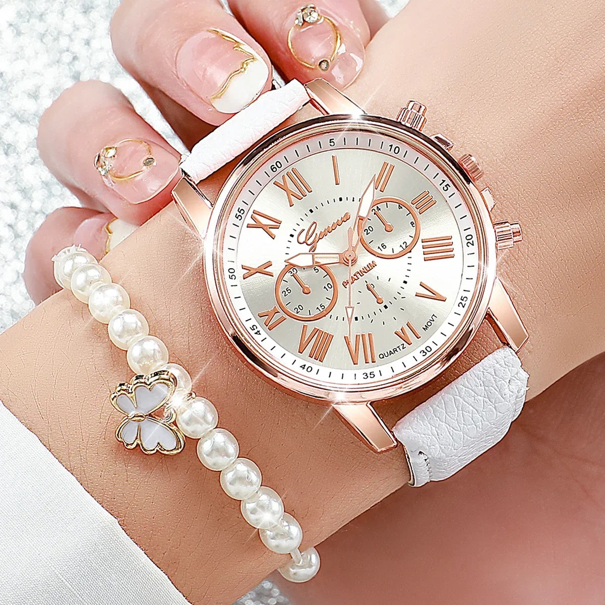Ladies' Geneva Quartz Wristwatch – Roman Numeral Dial Ladies' Quartz Watch Qme