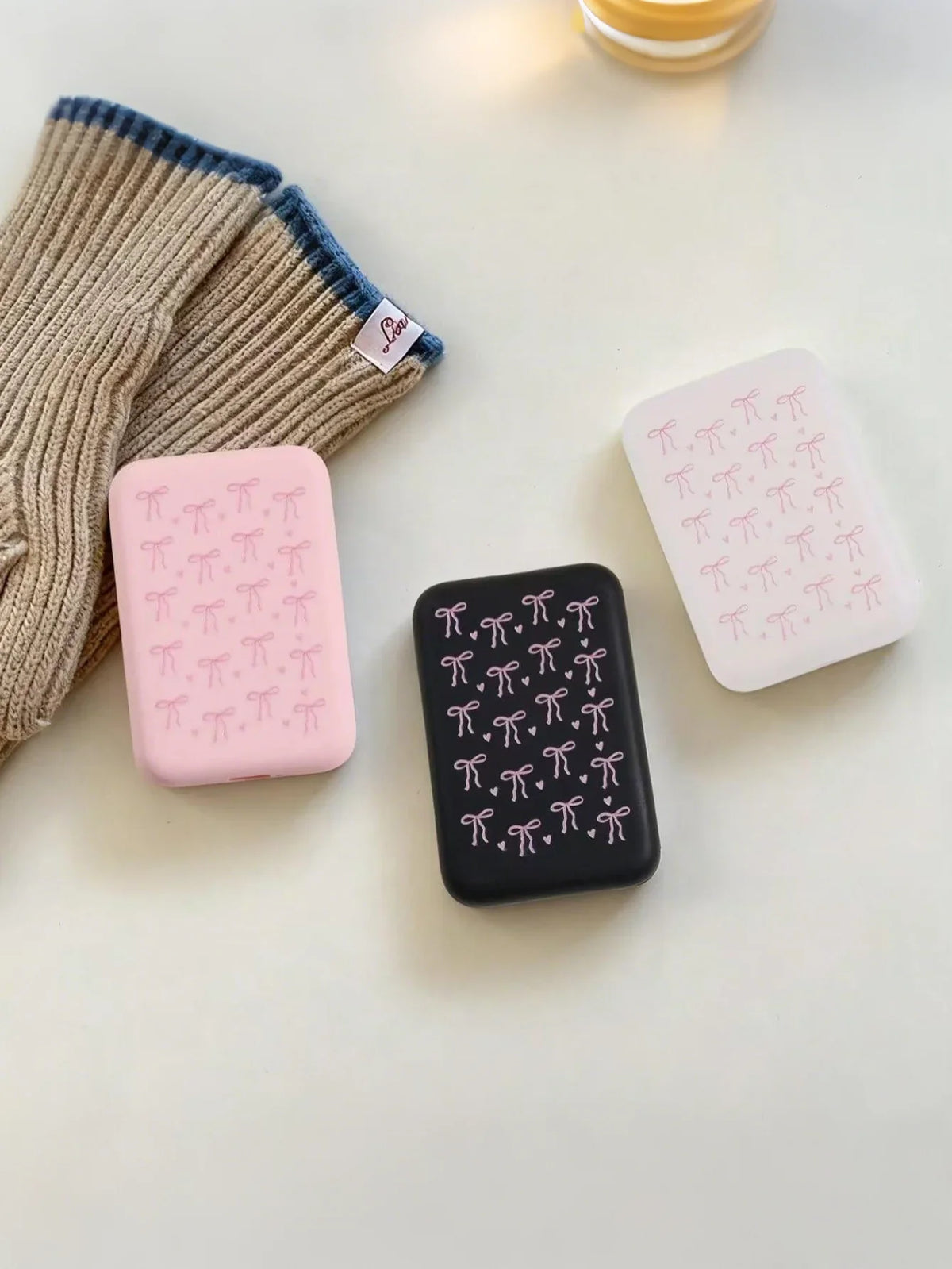 Black Pink Bow TPU Case for Apple MagSafe Power Bank Phone Accessory Case Qme