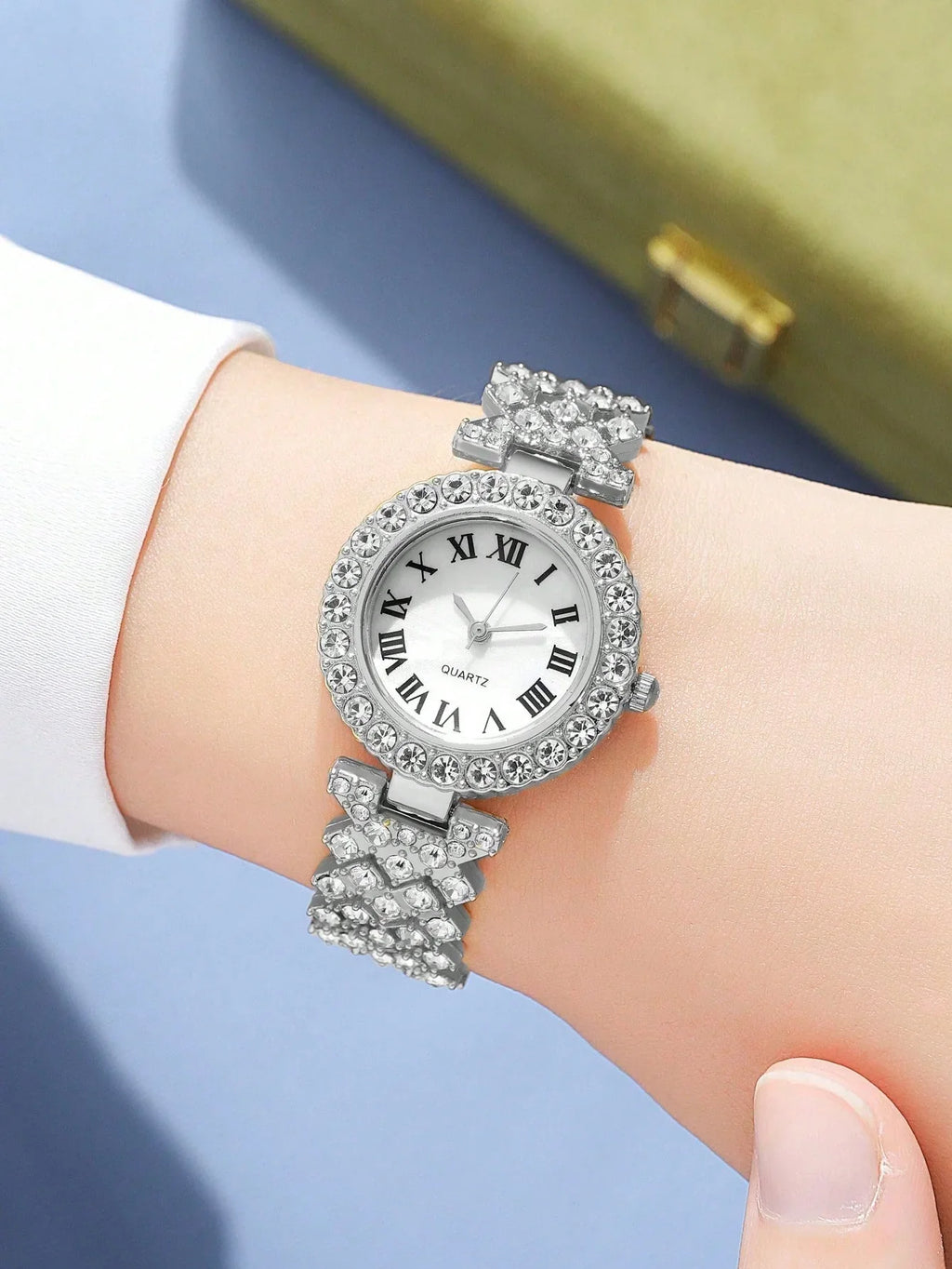 Women's Luxury Diamond Bracelet Quartz Watch Set – 2-Piece Bracelet Watch Set Qme