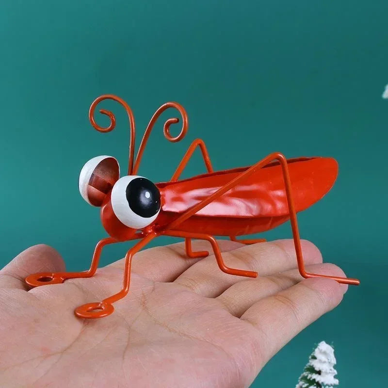Metal Grasshopper Garden Statue – Outdoor Tree Wall Art Decor Garden Wall Statue Qme