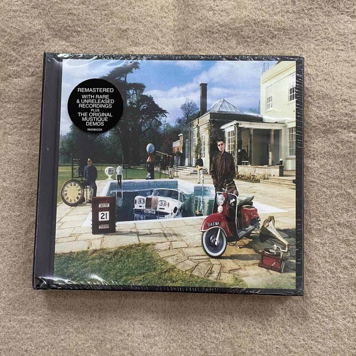 Classic Britpop Remastered CD Album – Retro Collage Art Edition Remastered CD Album Qme rock cd