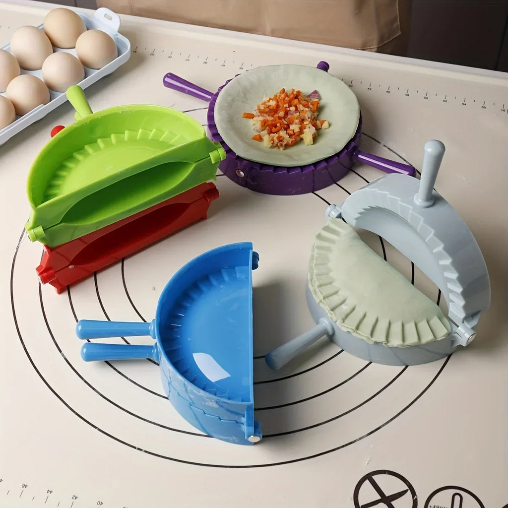 Large Pastry Dough Cutter & Dumpling Mold – Ergonomic Handle Dumpling & Pastry Mold Qme
