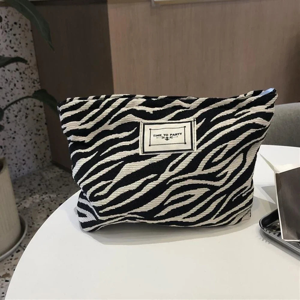 Zebra Print Makeup Bag – Women's Toiletry Clutch Organizer Makeup Toiletry Bag Qme