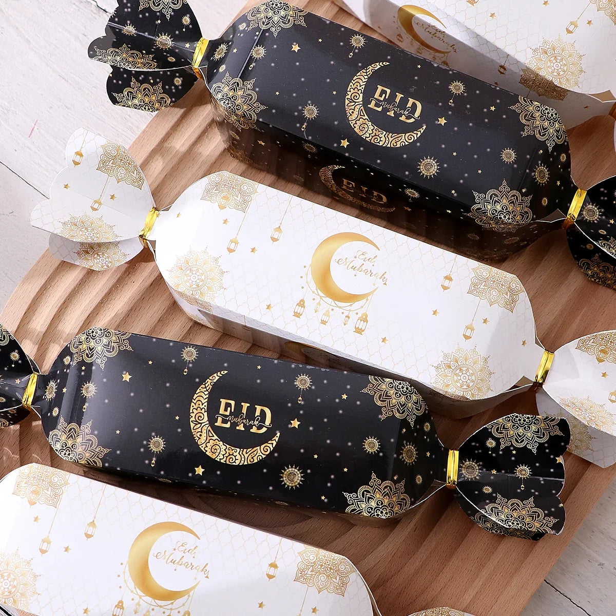 5 Elegant Eid Gift Bags Gold Lantern Design & Ribbon Ties Eid Gift Bags Qme