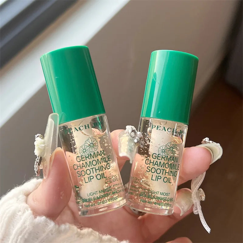 German Chamomile Lip Oil – Lightweight Moisturizing Lip Care Lip Oil Qme