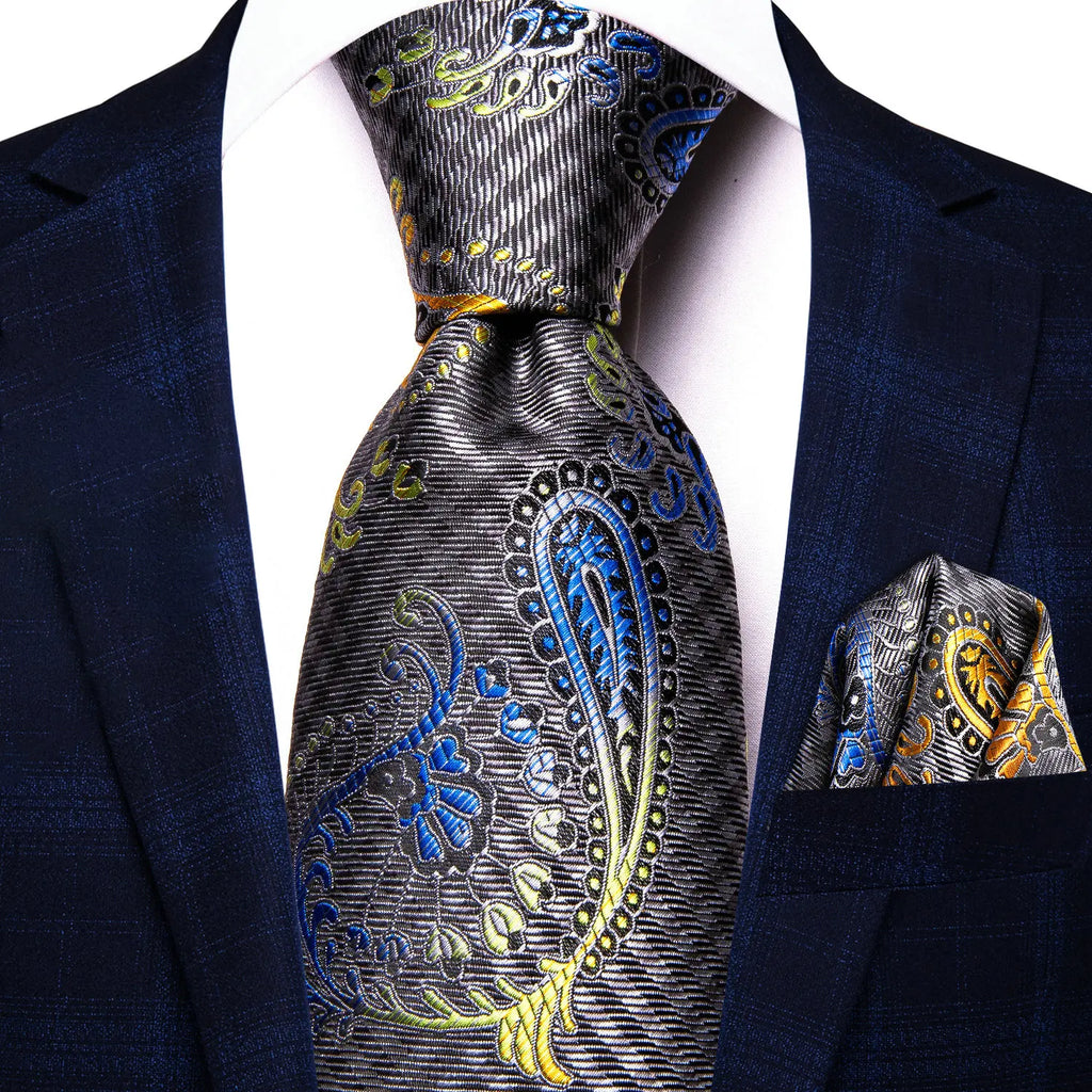 Grey Men's Necktie & Pocket Square Set – Formal Wedding Business Necktie & Pocket Square Set Qme N-3435