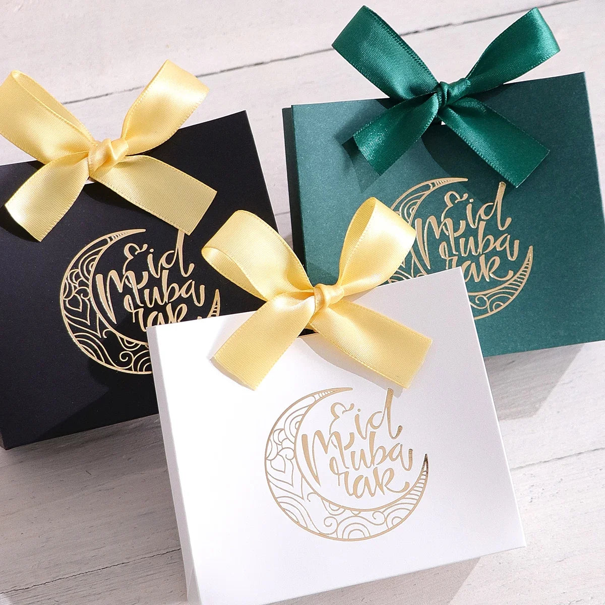 5-Pack Eid Al Adha Gift Boxes – Crescent Moon White & Gold Eid Gift Boxes Qme