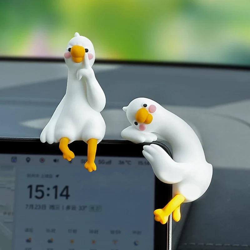 Resin Cartoon Duck Figurine – Desk, Car & Home Decor Ornament Resin Animal Figurine Qme