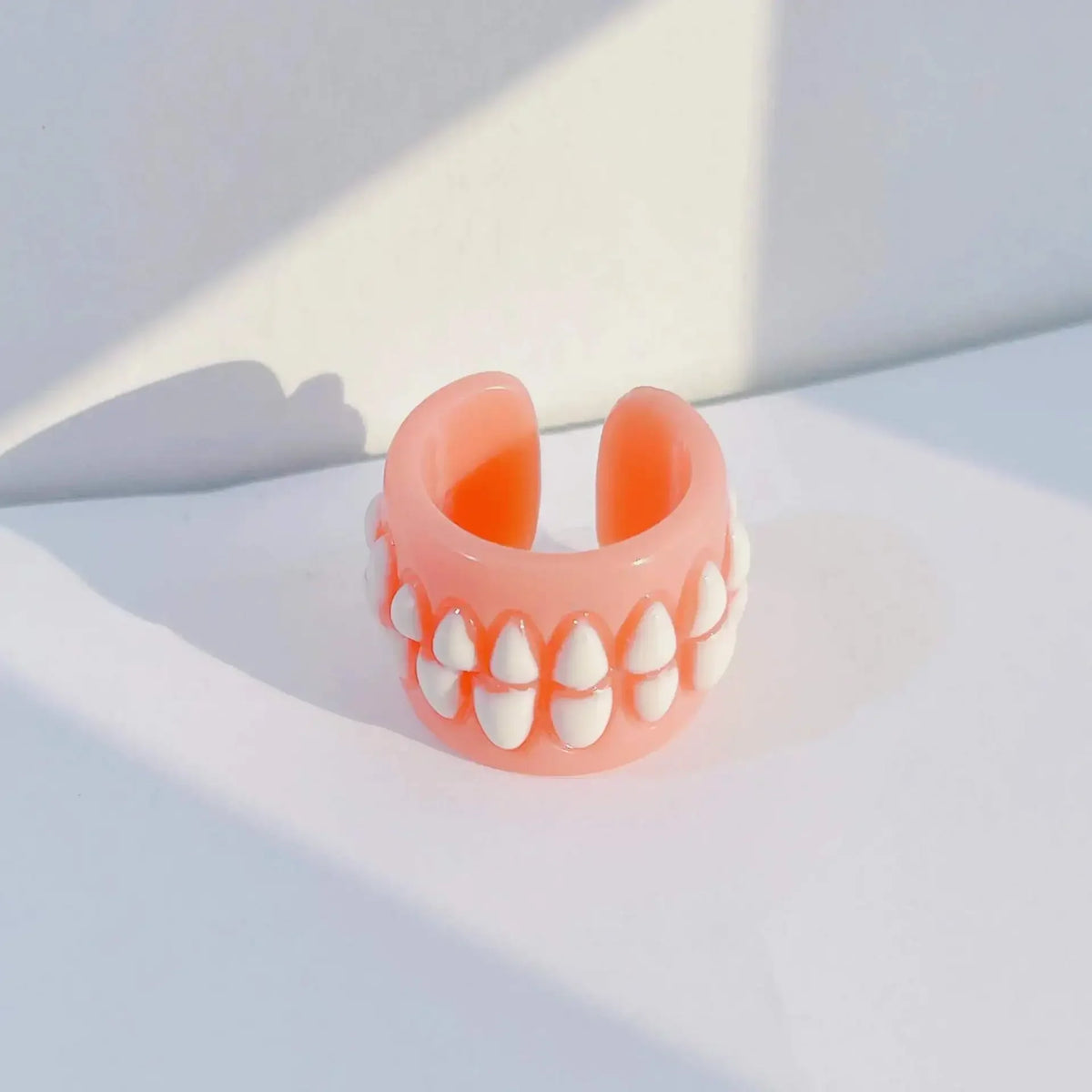 Creative Teeth Design Resin Open Ring – Unisex Gothic Jewelry Resin Fashion Ring Qme
